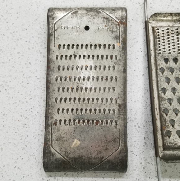 Antique Primitive Farmhouse Metal Graters Vintage - Picture 2 of 7